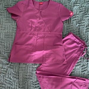 Dickies scrub set (4) pieces size XS